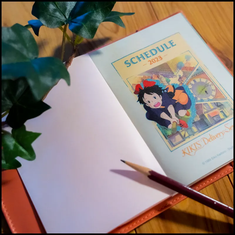 Agendas Et Calendriers|Maison Ghibli Agenda 2023 Me voilà - Kiki la petite sorcière