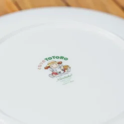 Cuisine Et Table|Maison Ghibli Assiette 23 cm Totoro Ooinuhugri - Mon Voisin Tororo