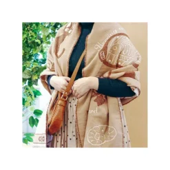 Textile|Maison Ghibli Étole Beige Jiji - Kiki la petite sorcière